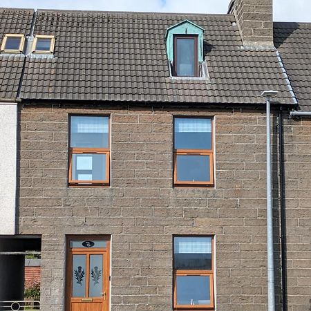 2 Bedroom Townhouse With Seaview On The Nc500 Wick Wick  Eksteriør bilde