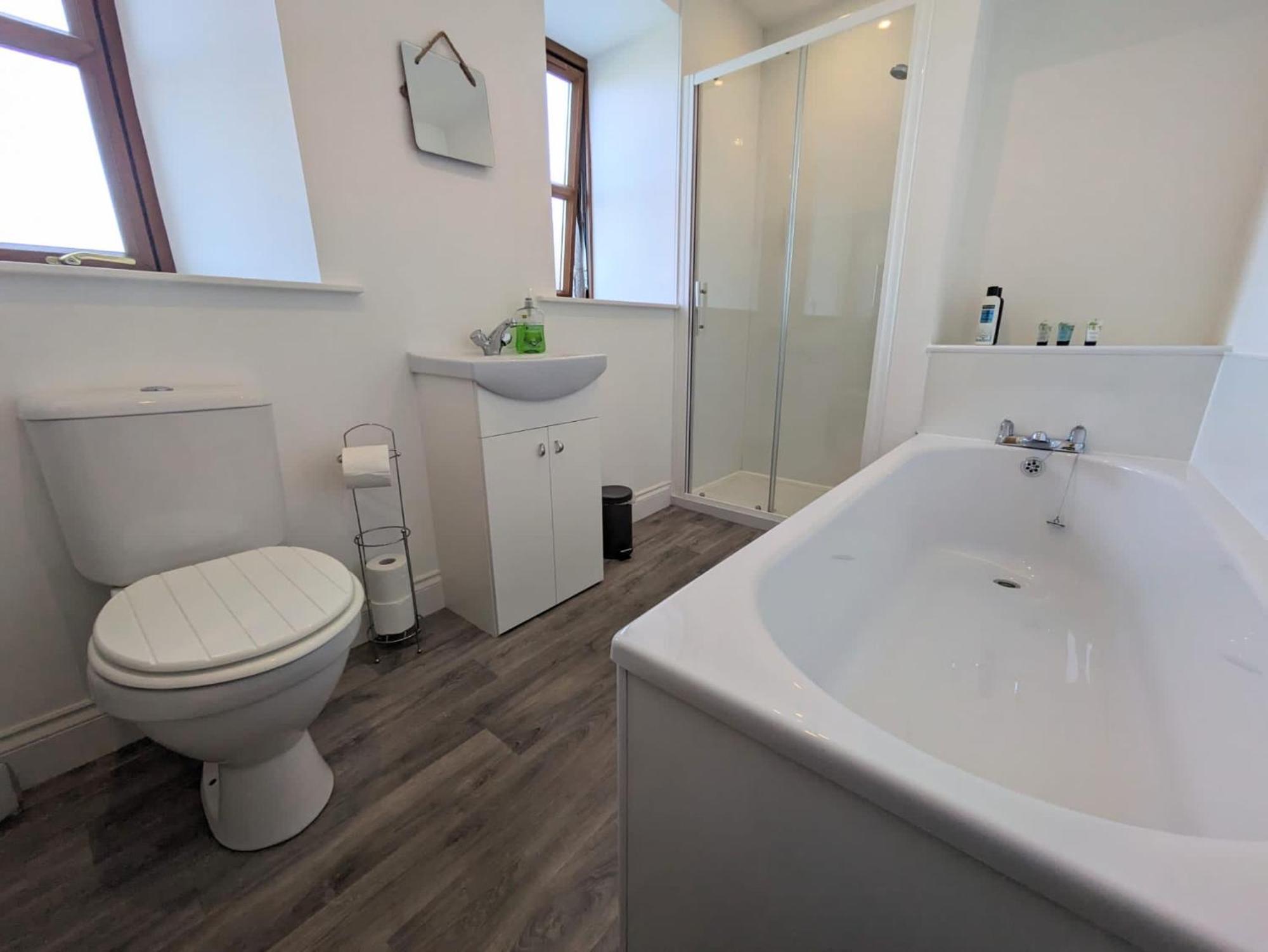 2 Bedroom Townhouse With Seaview On The Nc500 Wick Wick  Eksteriør bilde