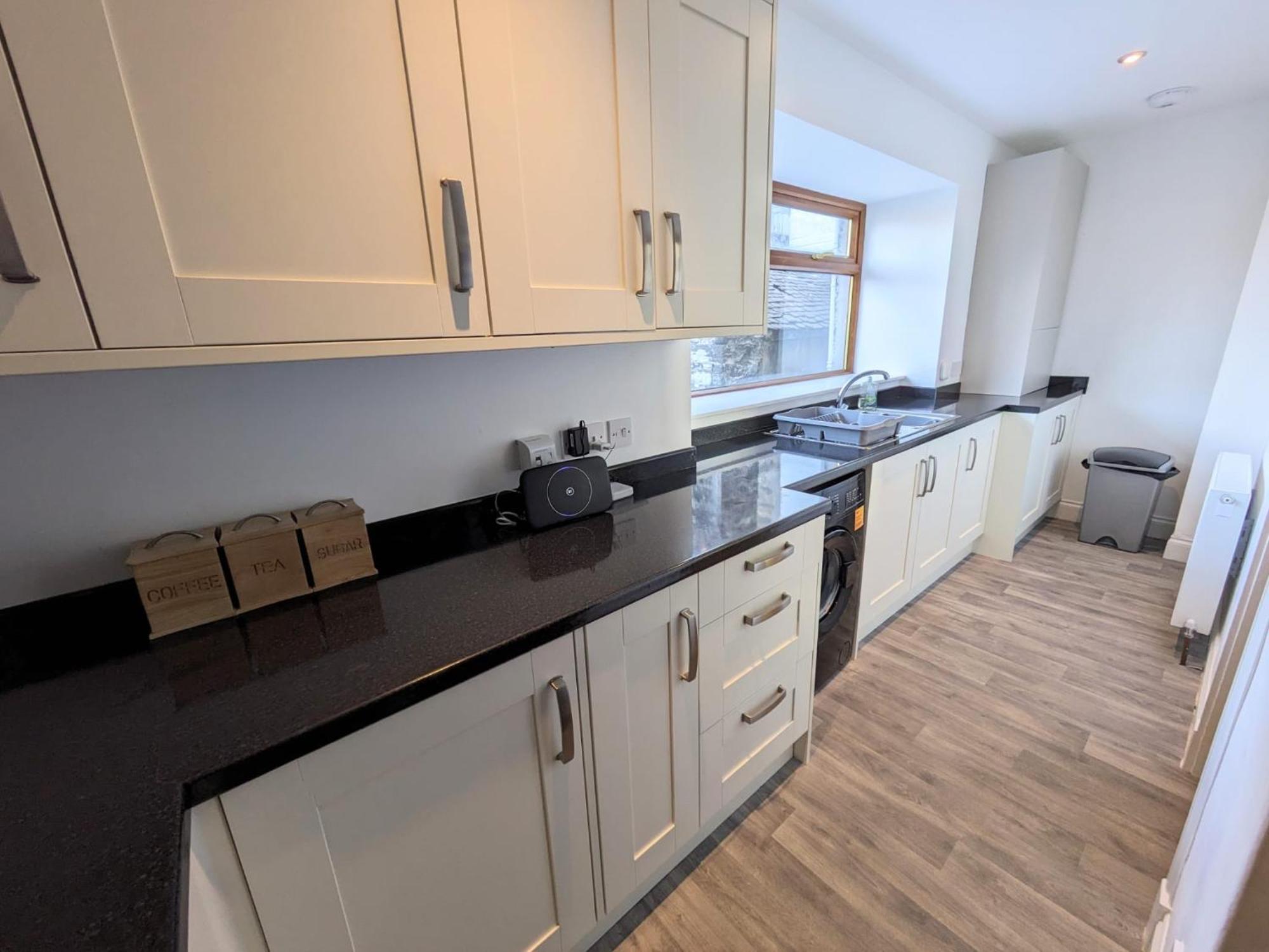 2 Bedroom Townhouse With Seaview On The Nc500 Wick Wick  Eksteriør bilde